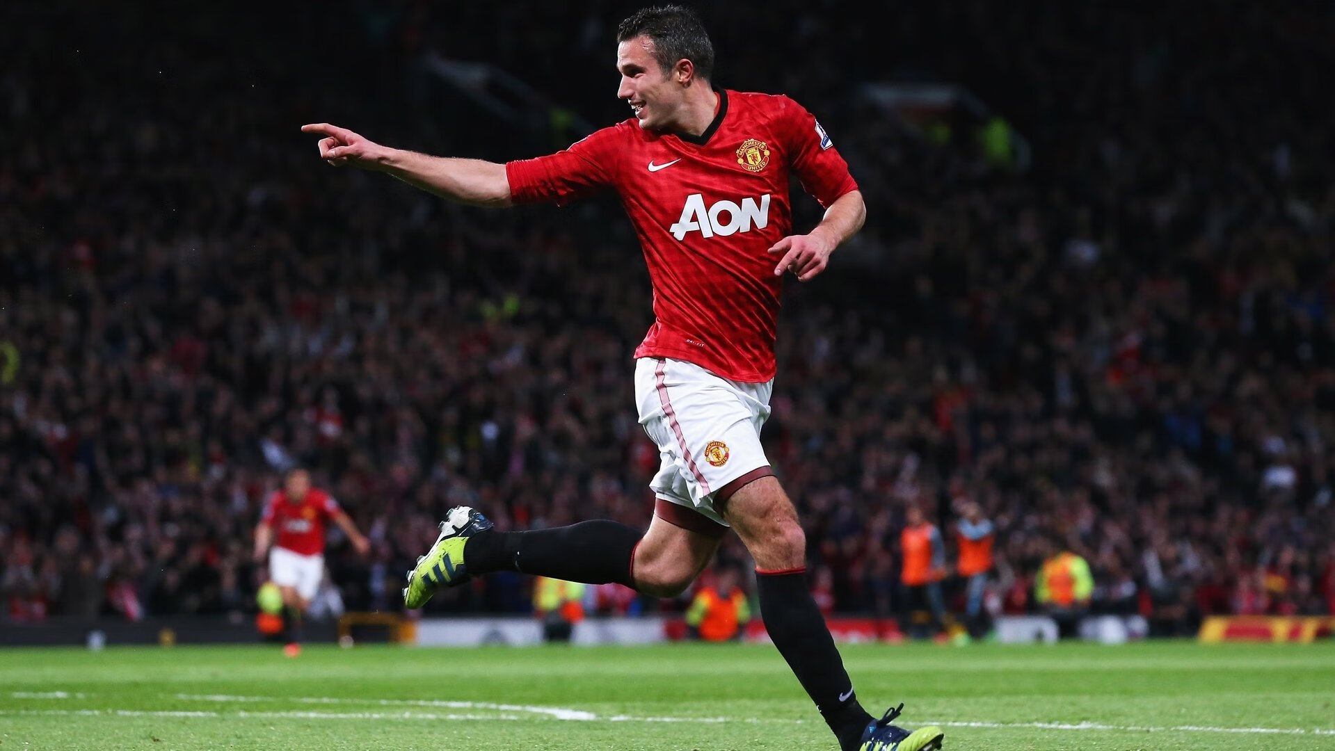 世界杯中国队迎战 球迷激情点燃全场，世界杯赛中国队